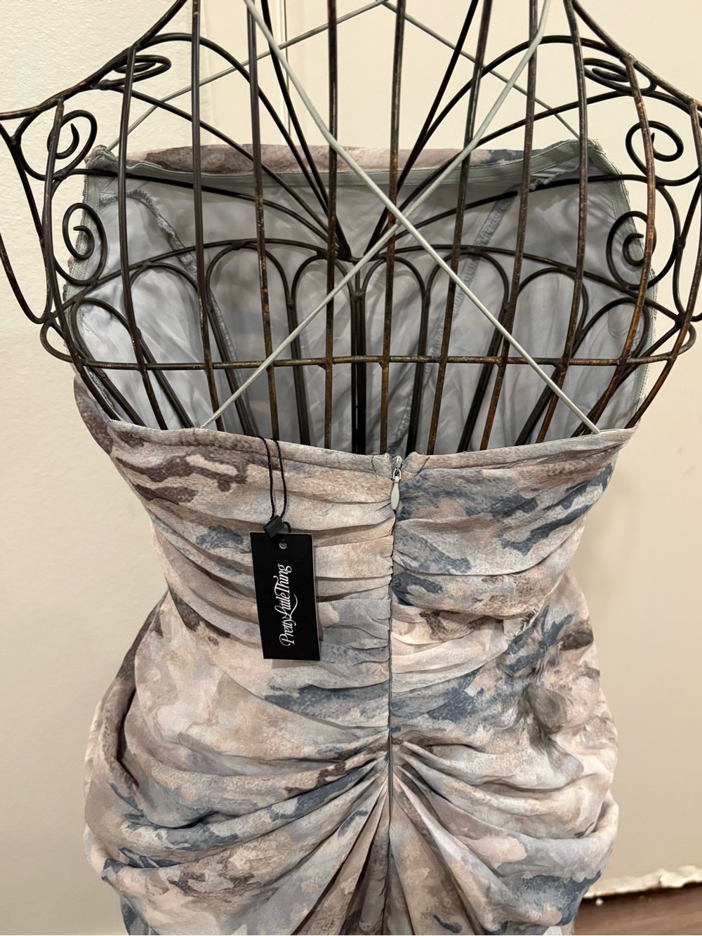 PrettyLittleThing Strapless Draped Ruched Dress in Gray Blue Taupe Watercolor - Picture 5 of 6